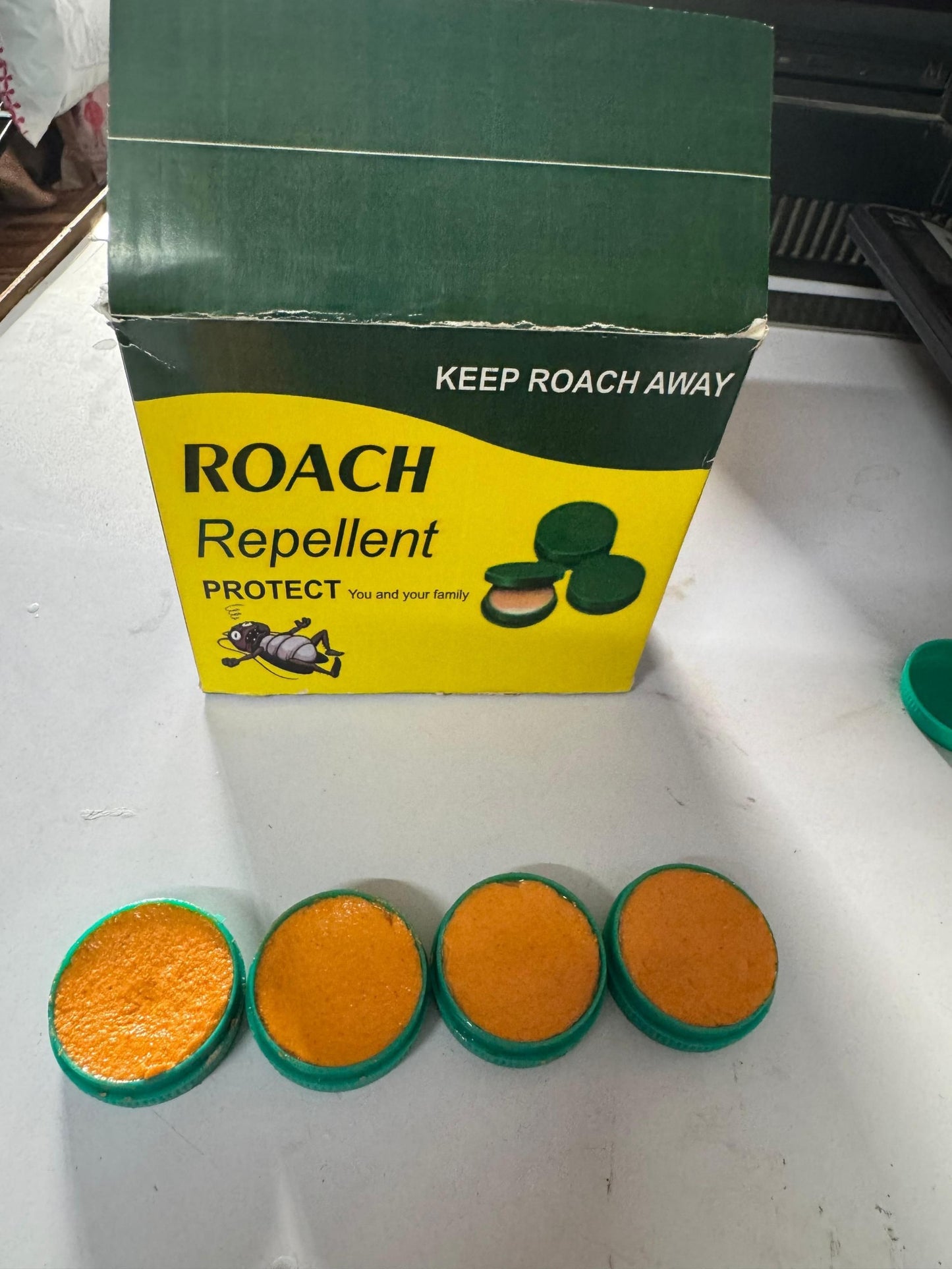 Kill Cockroaches Fast: Guaranteed Gel Bait (Pack of 2)